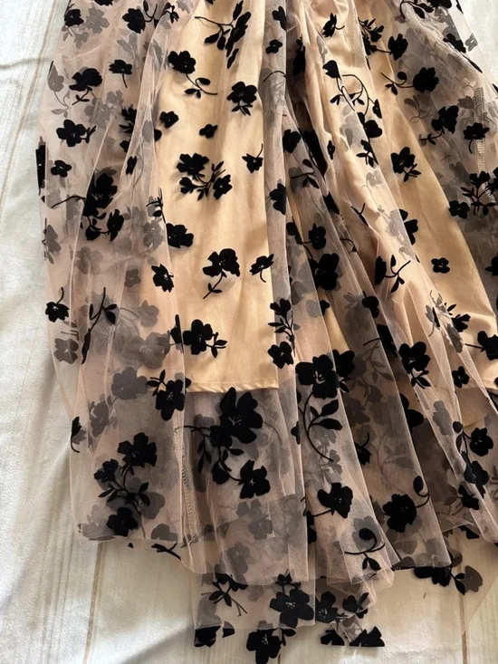 Tulle Skirt - Picture 4 of 5